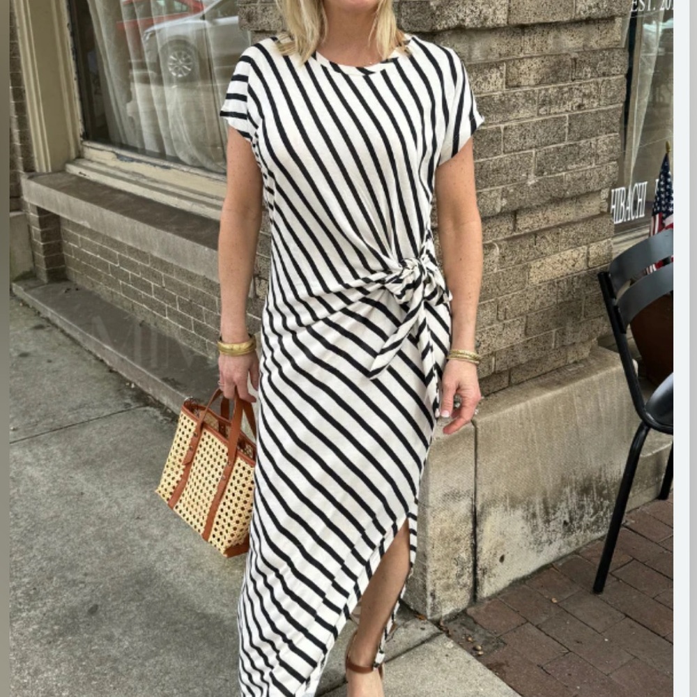 Compania Fantastica Striped Black and White Maxi Dress New L - Picture 3 of 4